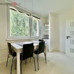 Pronajměte si 4 ložnic/e byt o rozloze 75 m² v Brno-Komín