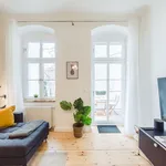 Rent 5 bedroom apartment of 70 m² in Berlin