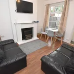 Rent 4 bedroom flat in West Midlands