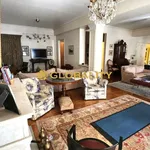 Rent 4 bedroom apartment of 270 m² in Athens