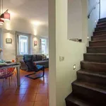 Rent 2 bedroom apartment of 92 m² in florence