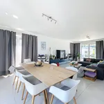 Huur 3 slaapkamer appartement van 145 m² in Jambes