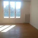 Rent 3 bedroom apartment of 65 m² in Saint-Égrève