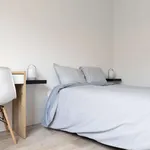 Rent a room of 99 m² in madrid