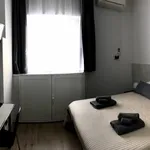 Rent 4 bedroom apartment in Rome