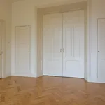 Huur 8 slaapkamer huis van 368 m² in Den Haag