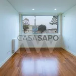 Rent 2 bedroom apartment of 127 m² in Matosinhos