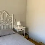 Rent 4 bedroom apartment in Alicante