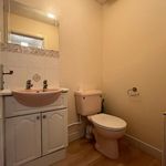 Rent 5 bedroom flat in West Midlands