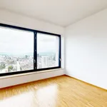 Miete 4 Schlafzimmer wohnung von 123 m² in Zurich