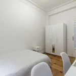 Rent a room of 115 m² in madrid