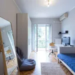 Rent a room of 120 m² in milan