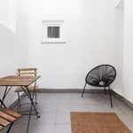 Rent a room in lisbon