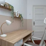 Rent a room in lisbon