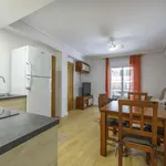 Rent a room of 90 m² in valencia