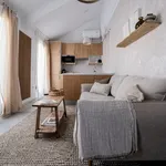 Rent 5 bedroom apartment of 70 m² in Málaga