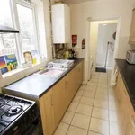 Rent 4 bedroom flat in West Midlands