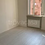 Rent 5 bedroom apartment of 100 m² in Cremona