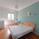 Rent a room of 105 m² in Pamplona