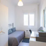 Rent a room of 110 m² in Madrid