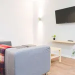 Rent a room of 140 m² in madrid