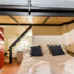 Rent 1 bedroom apartment of 60 m² in Florence