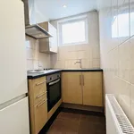 Flat to rent in Clarendon Road, Luton LU2