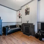 Rent 3 bedroom apartment in South East England