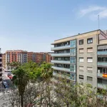 Rent 5 bedroom apartment in Valencia