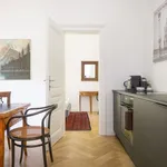 Miete 4 Schlafzimmer wohnung von 115 m² in Vienna