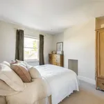 Rent 5 bedroom house in South East England