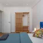 Rent 2 bedroom apartment of 80 m² in Lisbon