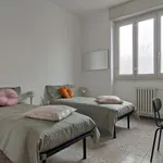 Rent 1 bedroom apartment in milan