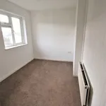 Rent 2 bedroom flat in Burnley