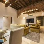 Rent 2 bedroom apartment of 95 m² in Florence