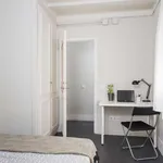 Rent a room of 140 m² in barcelona