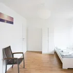 Rent 1 bedroom apartment of 15 m² in Düsseldorf