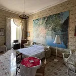 Rent a room in naples