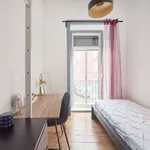 Rent a room in lisbon