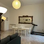 Rent 5 bedroom apartment of 210 m² in Naples