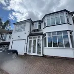 Rent 4 bedroom apartment in West Midlands