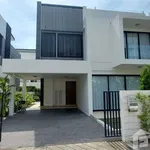 Rent 5 bedroom house of 340 m² in Phuket