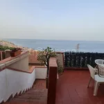 Rent 4 bedroom house of 115 m² in Sant'Alessio Siculo