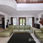 Rent 4 bedroom house of 550 m² in Phuket