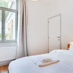 Huur 1 slaapkamer appartement van 646 m² in Brussels