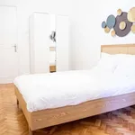 Rent a room in lisbon