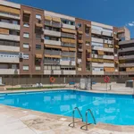 Rent 5 bedroom apartment in Madrid