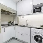 Rent 3 bedroom apartment of 90 m² in lisbon