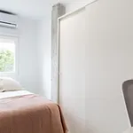 Rent 4 bedroom apartment in Madrid