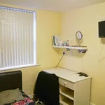 Rent 7 bedroom flat in East Midlands